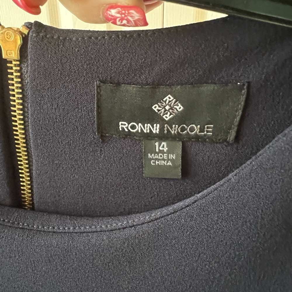 Navy Blue sheath dress w/ gold button accents down sleeve. Ronni Nicole size 14 - Picture 3 of 4